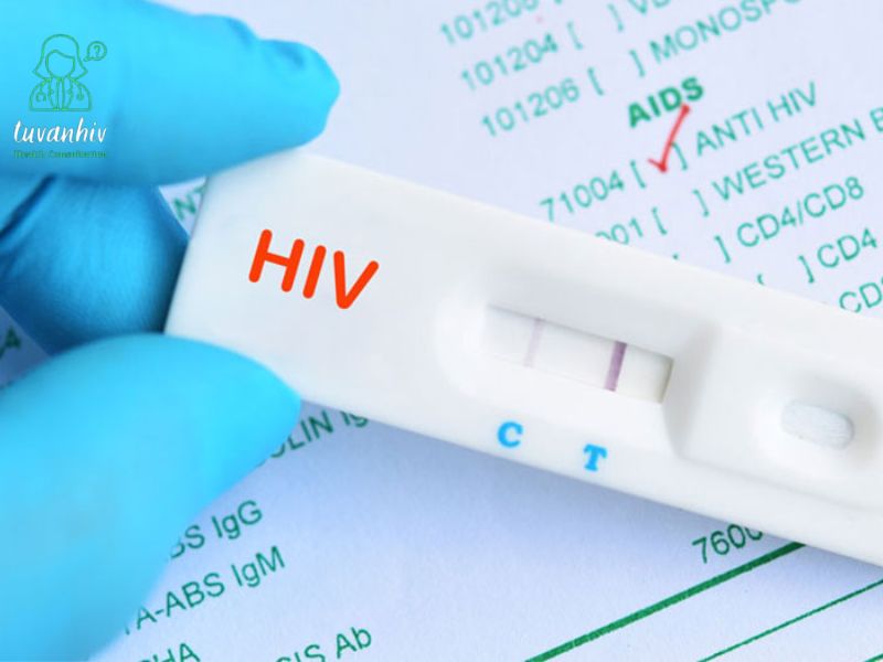 Nam giới xét nghiệm HIV nhanh Ab âm tính nên làm gì?